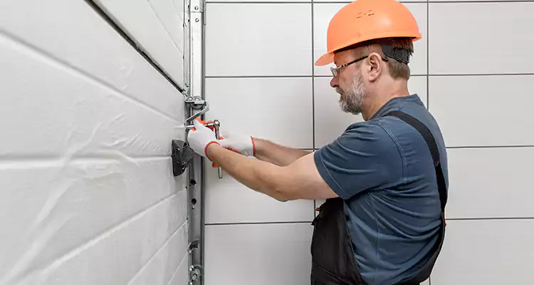 Emergency Garage Door Repair in Castro Valley, CA