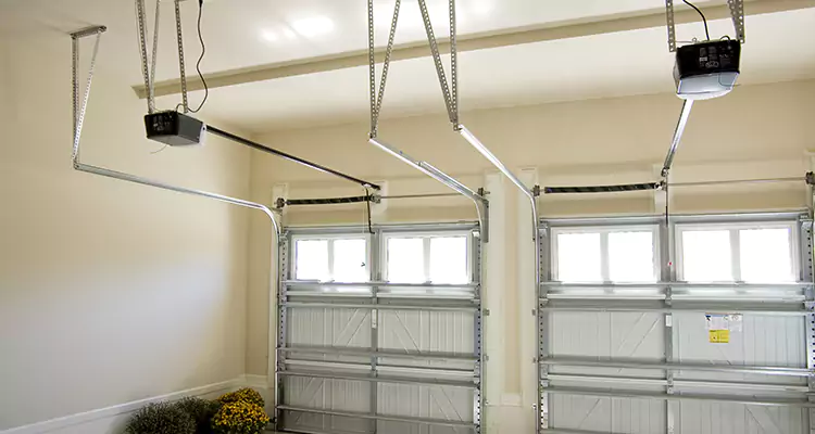 Residential Emergency Garage Door Repair in Castro Valley, CA