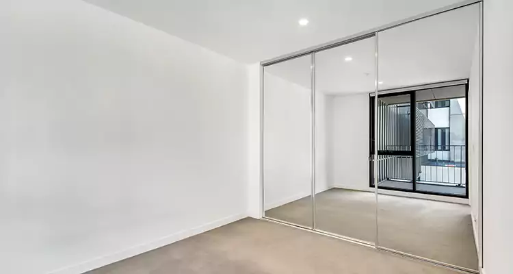Why Homeowners Choose Us for Sliding Mirror Door Replacement in Castro Valley, CA